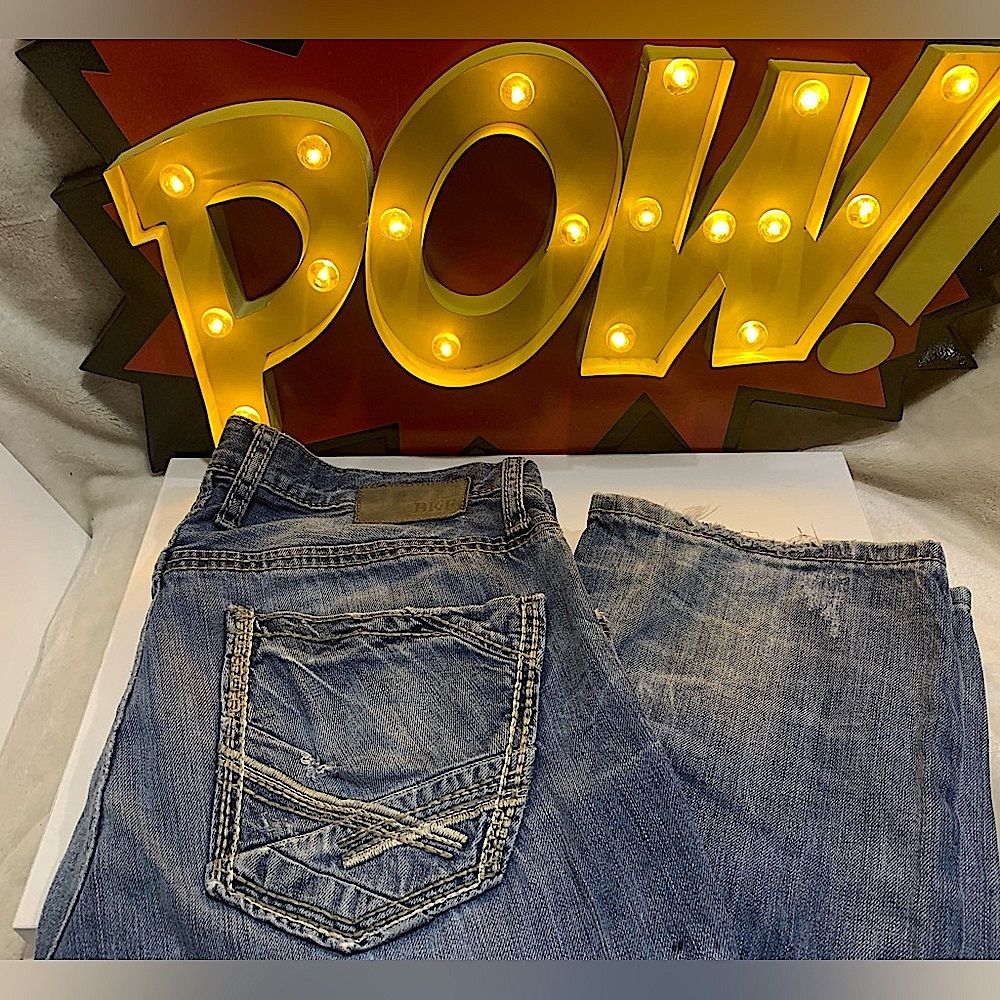BKE Blue Straight Jeans Classic Fit
Men’s 34W/34L
Used